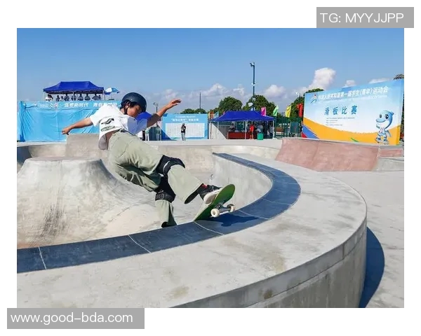 成都滑板队实力提升引发热议滑板文化新风潮