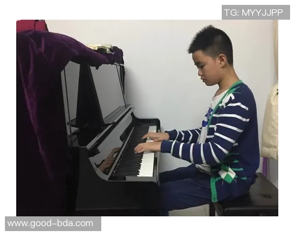 深圳乒乓球队配合引发热议球员间默契与争议的背后故事