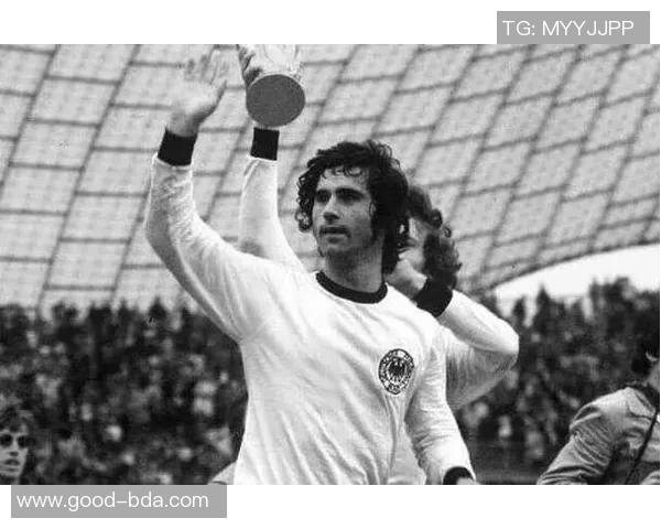 全球足球明星大满贯排名揭晓谁将成为历史最佳球员之争的赢家